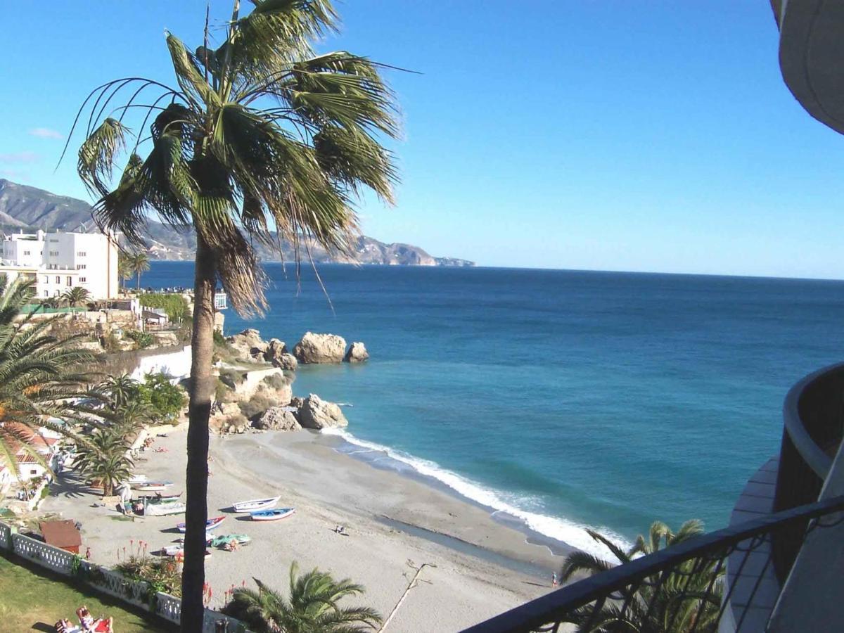 Acapulco Playa Bluewater Villas Nerja Kültér fotó