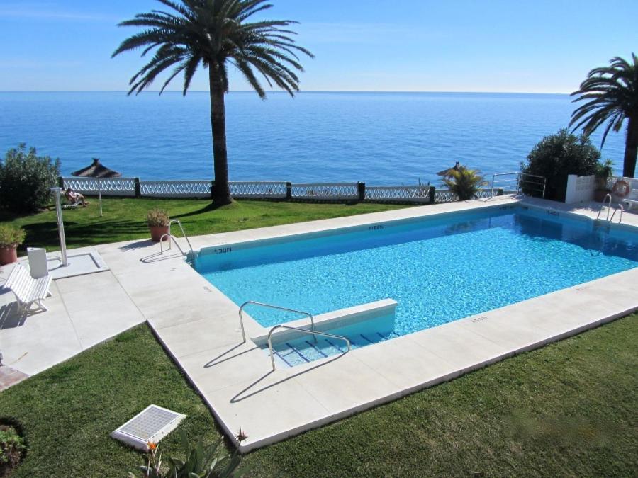 Acapulco Playa Bluewater Villas Nerja Kültér fotó